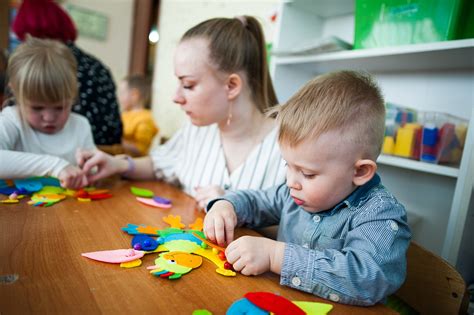 Как долго длится процесс образования смазки у девочек?