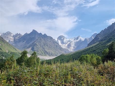 Причудливая исчезновение Кавказских гор