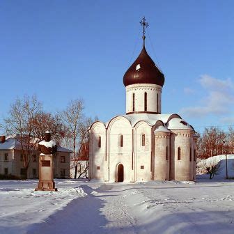 Ранние примеры крестово-купольных храмов