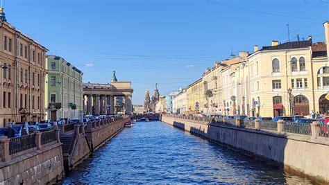 Самые прекрасные месяцы для посещения Санкт-Петербурга