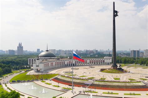 Современная поклонная гора в Москве