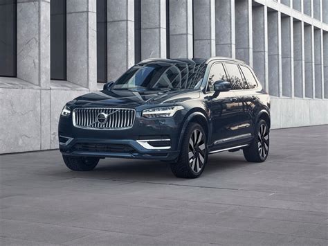 Сравнение стоимости обслуживания Volvo XC90: дешевле или дороже, чем у конкурентов?