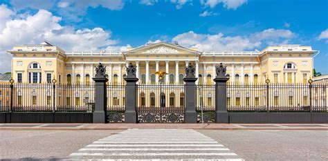 Строительство здания Русского музея